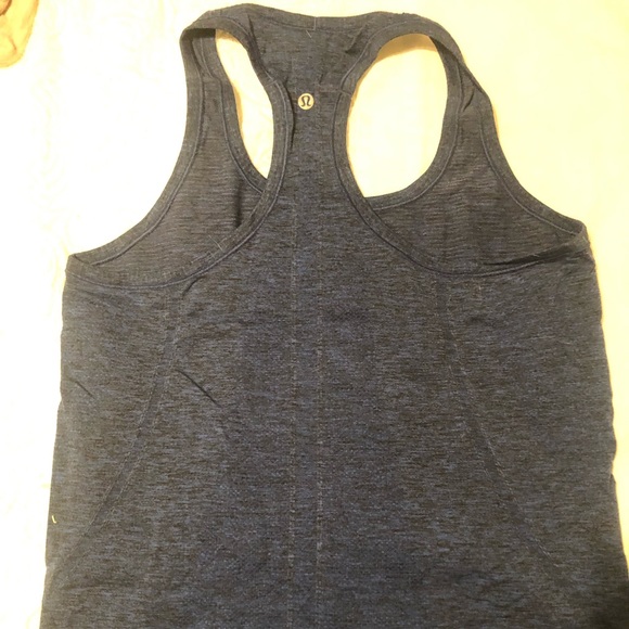 Lululemon Swiftly Tech Racerback - Picture 2 of 2